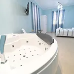 Borgo Dei Pescatori Lägenhet *